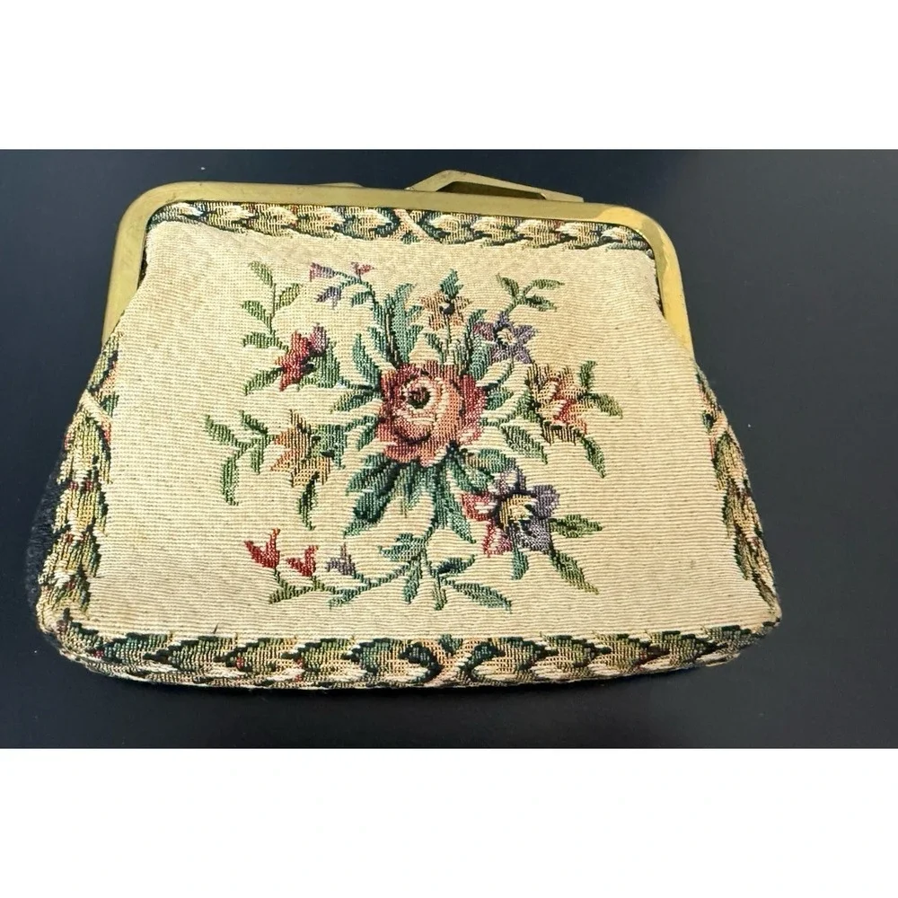 VTG Floral Tapestry Purse KISS Lock  5 1/2X4 1/2